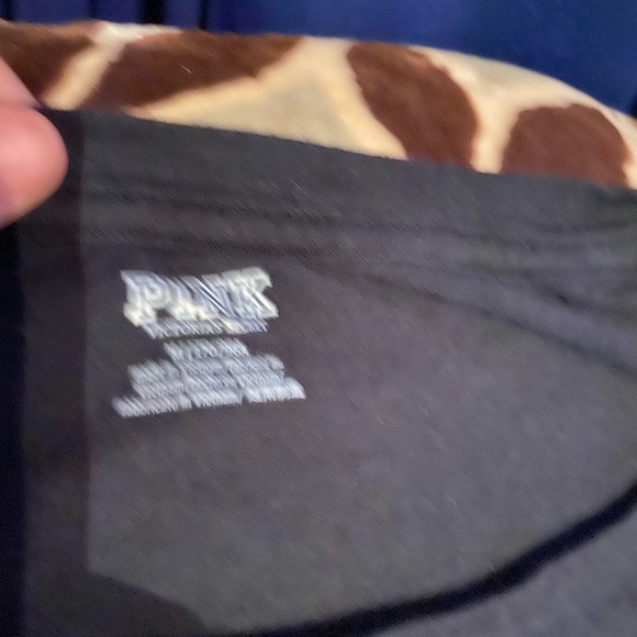 Flower leggings with pockets and VS Pink crop top - Picture 3 of 6